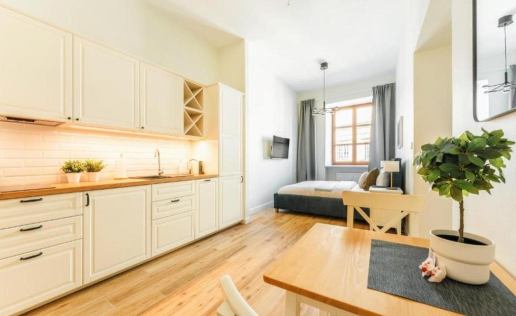 Renoma Apartments Free Parking Breslavia Exterior foto